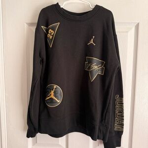 Jordan Boys Crewneck Sweater in Black and Gold